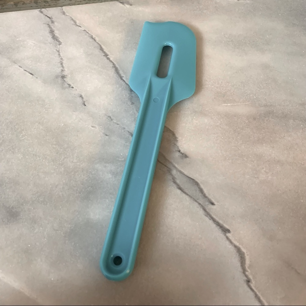 Tupperware Spatula New